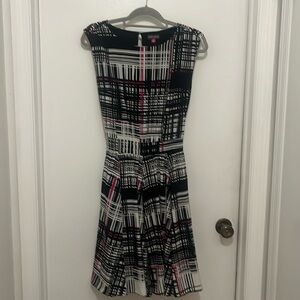 Summer to fall Dress!! Flattering for everyone.